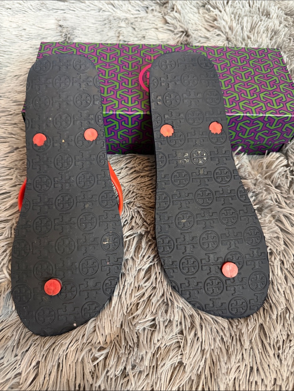 Tory Burch Black Flip Flops with Rouge Straps and Gold Logo Detail - Picture 3 of 3